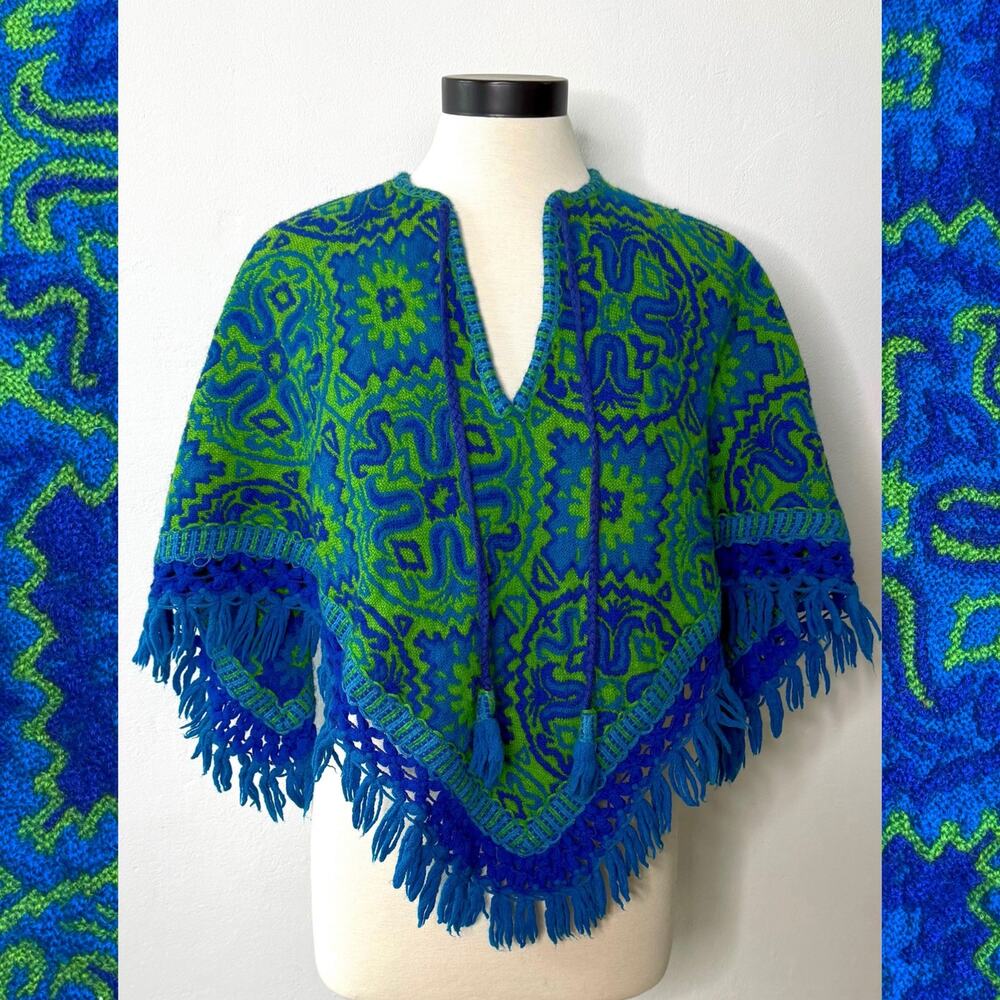 VTG 1960s Flower Power Pancho Psychedelic Knit Sweater Cape